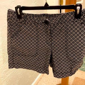 Ann Taylor size 6 shorts